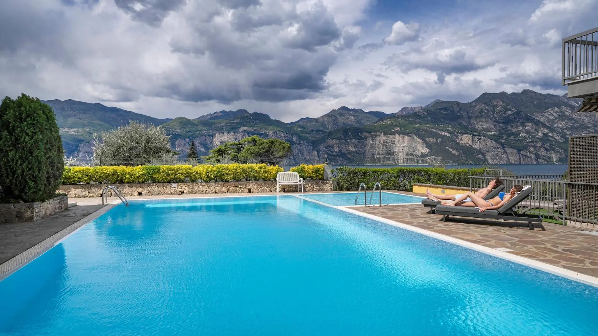 City Central Apartment - Via Panoramica 38 - Malcesine - Pool & Amazing Lakeview